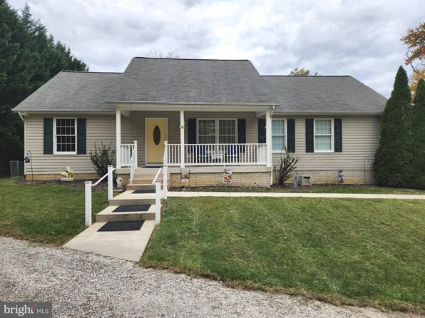 6300 Buck Cavey Ln, Linthicum, MD 21090