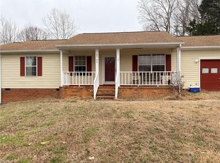 6769 Cedar Lake Dr, Gloucester, VA 23061