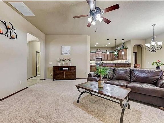 4th image of 16900 Picasso Dr