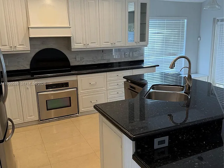 1552 NW 135th Ave — Photo 14