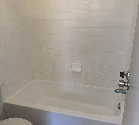 3rd image of 6701 Eastridge Rd APT 1211