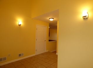 294 Falcon Ridge Way S, Hamburg, NJ 07419