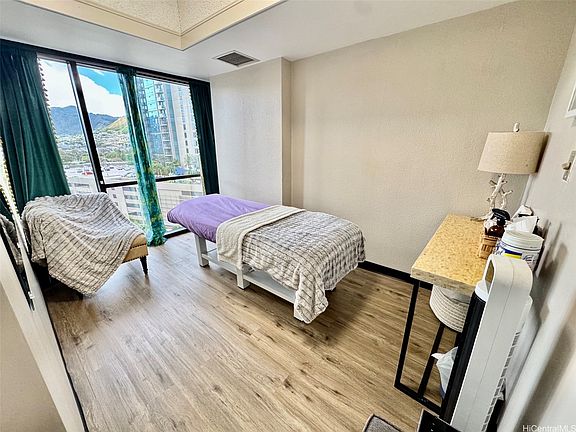 5th image of 1188 Bishop St Ste 1107