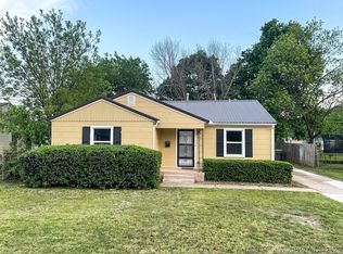 702 Maxwell St NW, Ardmore, OK 73401