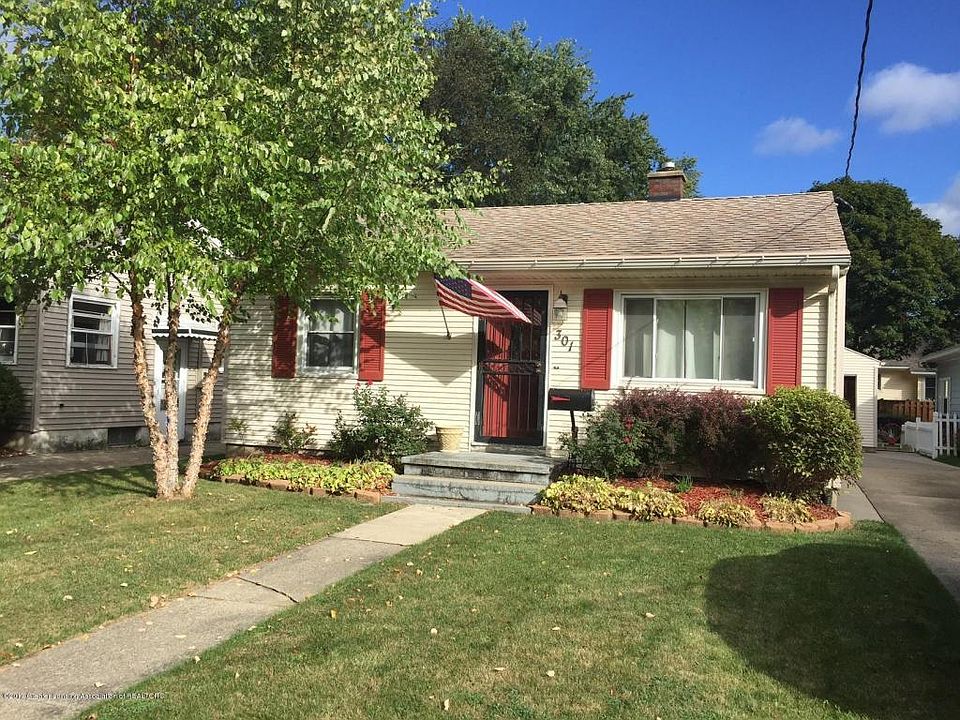 1st image of 301 E Willard Ave