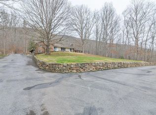 189 Hilton Rd, Gate City, VA 24251
