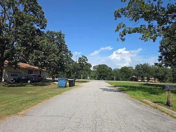 5th image of 116 Hillcrest Dr