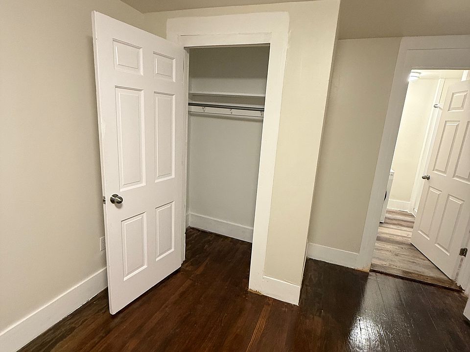 Bedroom Closet