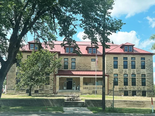 Cottonwood School Lofts, 401 Maple St #201, Cottonwood Falls, KS 66845