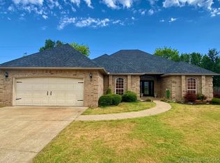1515 Redwood Pl, Tahlequah, OK 74464
