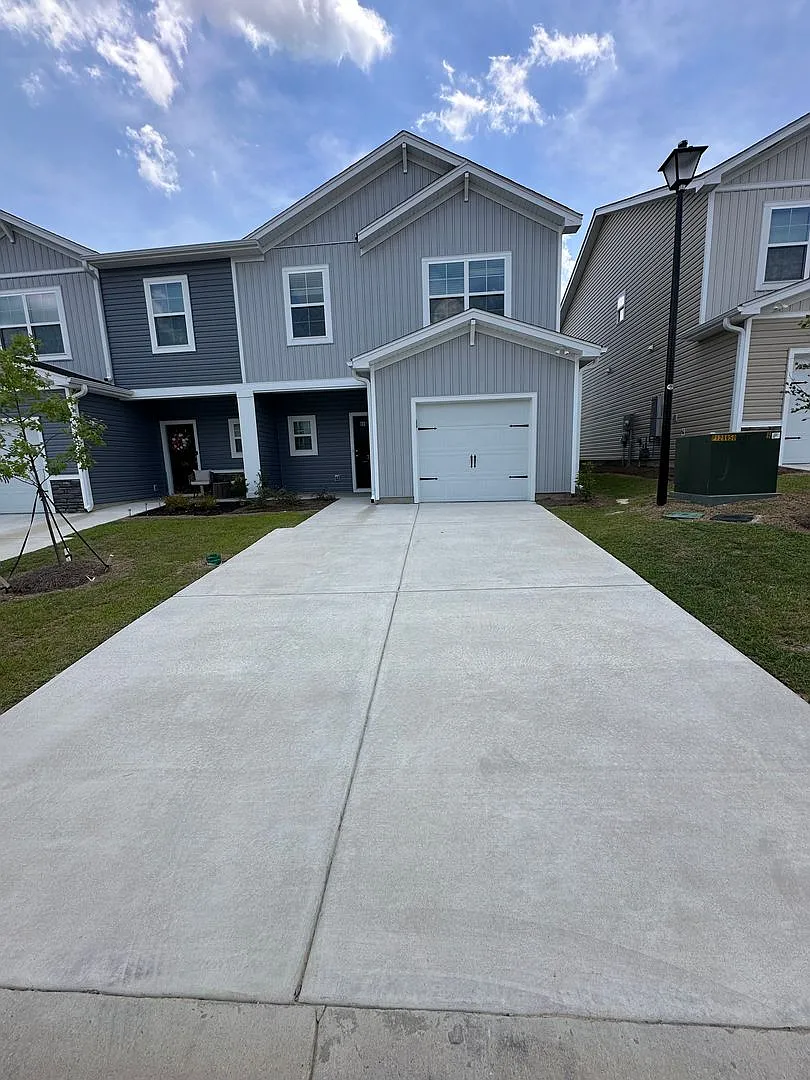 New Build! South Lake Commons — Photo 2