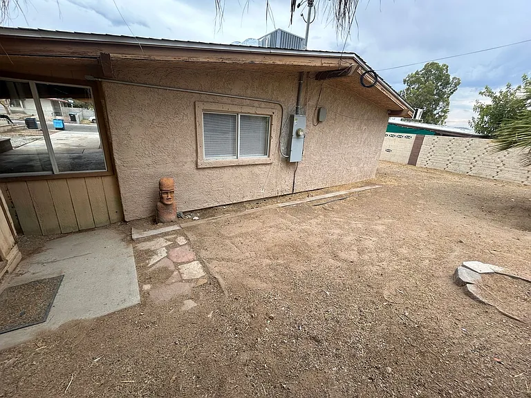 1405 E McWilliams Ave — Photo 24