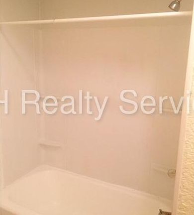 5th image of 3510 E Fall Ck Pky N Dr APT 2
