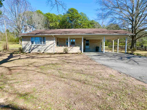 580 Brick School Rd, Muscle Shoals, AL 35661