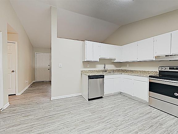 5th image of 5807 Lillie Dr
