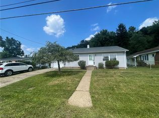 2604 Core Rd, Parkersburg, WV 26104