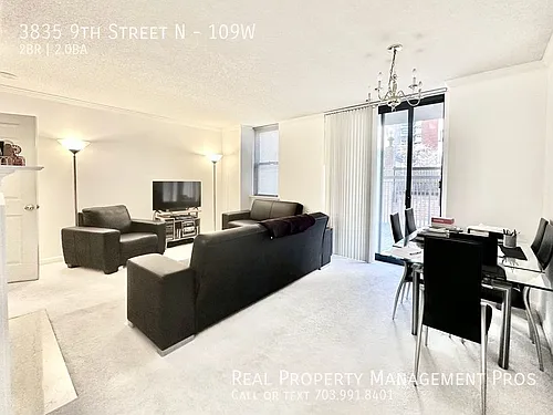 3835 9th St Photo 1