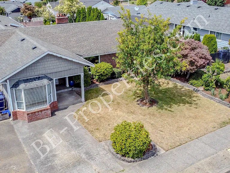 1840 N Shirley St — Photo 4
