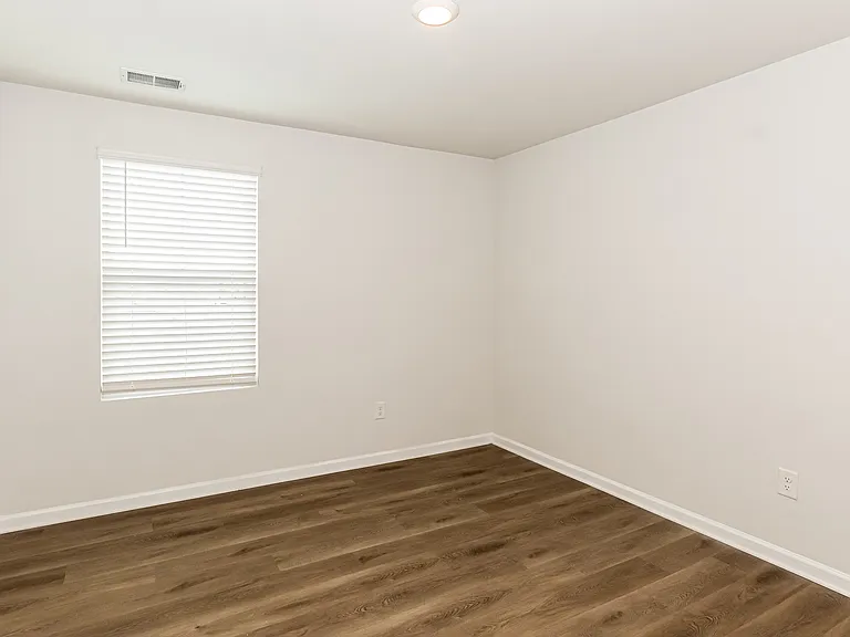 1158 Joywood Dr — Photo 12