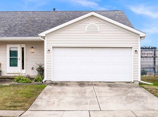 2009 Marina Dr, Normal, IL 61761