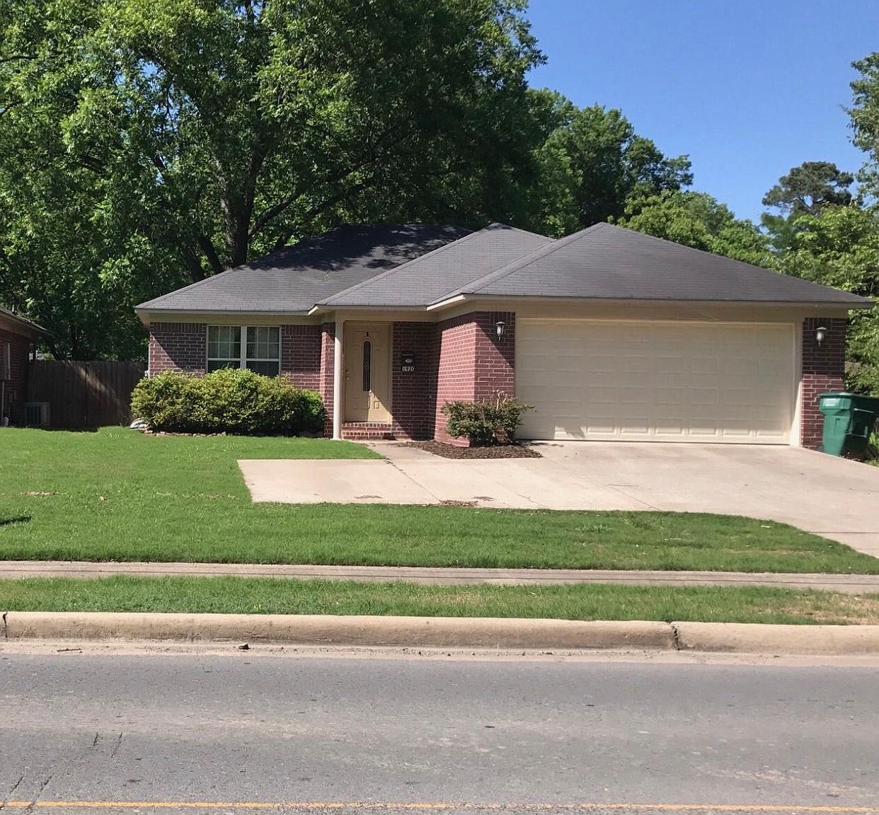 1920 College Ave, Conway, AR 72034 Zillow