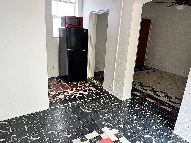610 Jefferson Ave #6 — Photo 38