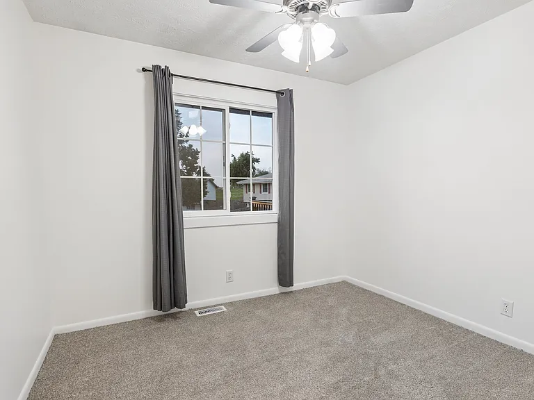 21208 Palomino Rd — Photo 13