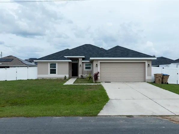464 Bridgewater Ct, Kissimmee, FL 34758
