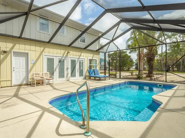 400 McCloud St, Eastpoint, FL 32328