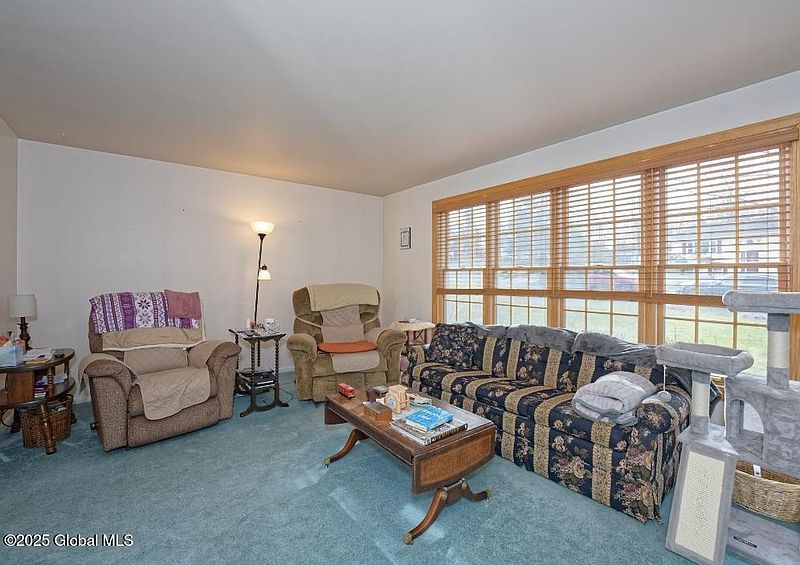 5th image of 105 Overlook Drive