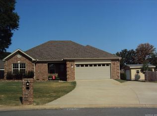 95 Chariot Cv, Austin, AR 72007