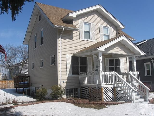 1st image of 213 California Ave
