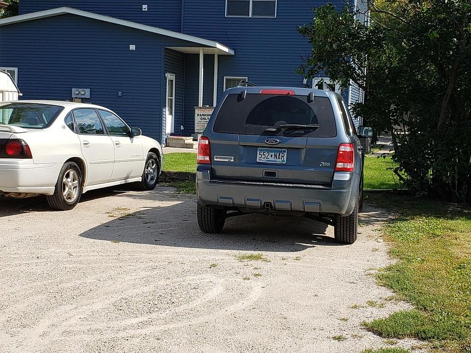 Alley parking with one garage space