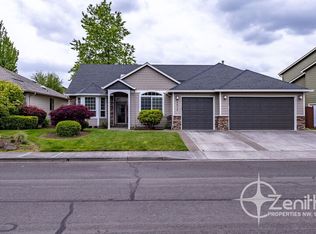 3013 NW Astor St, Camas, WA 98607