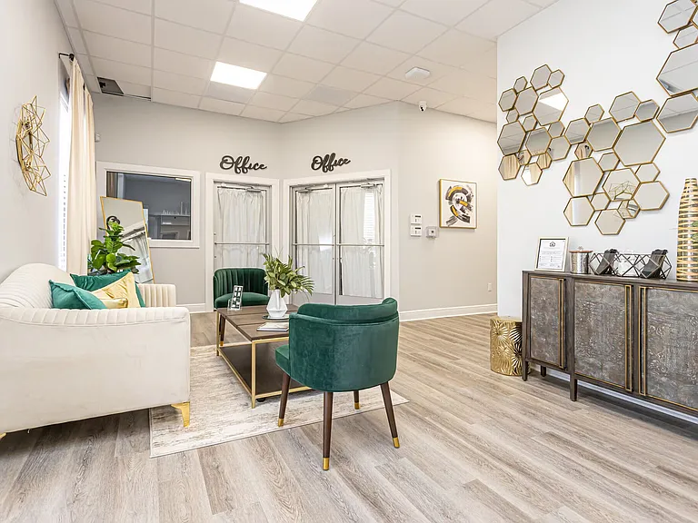 LTL Royal Palms Baton Rouge MT LLC — Photo 29