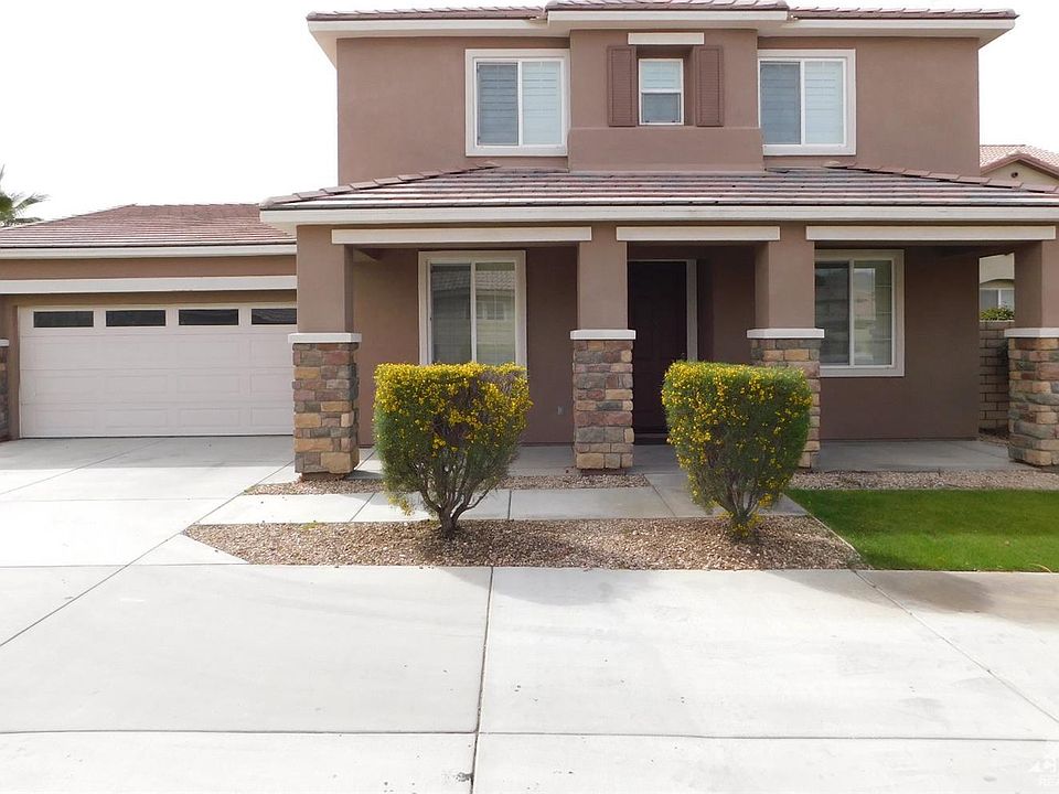 1st image of 84599 Strada Way