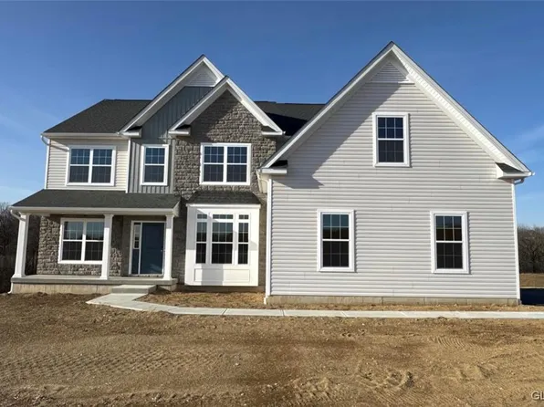 4350 Maple St #12, North Whitehall Township, PA 18078