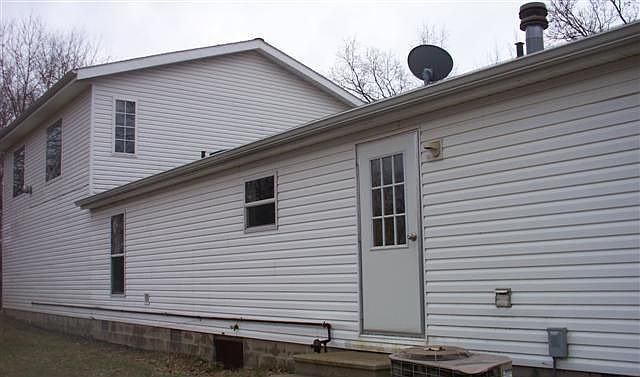 2nd image of 3339 Yankee St