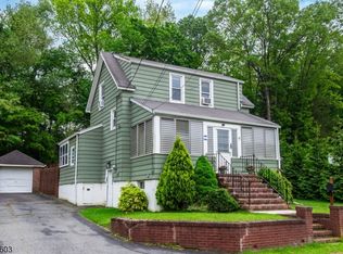 9 East St, Wanaque, NJ 07465