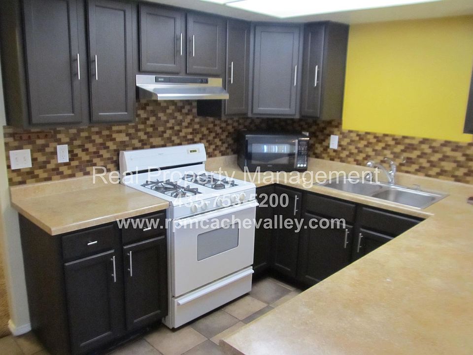 1st image of 21 Somerset Pl