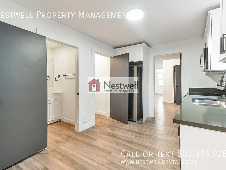 1046 W Euclid Ave — Photo 4