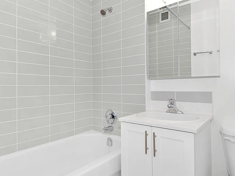 1380 Jervis St #607 — Photo 8
