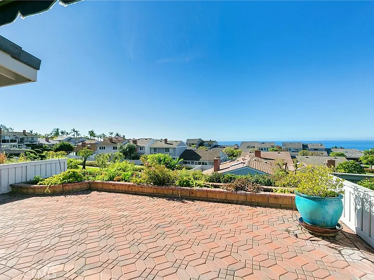 24076 Gourami Bay — Photo 23