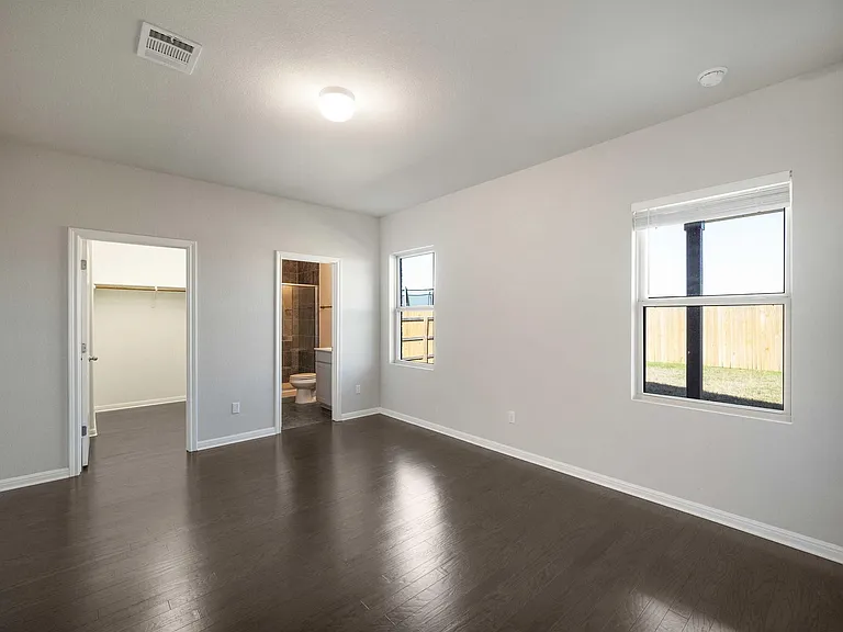 5912 Wolf Pack Dr — Photo 32
