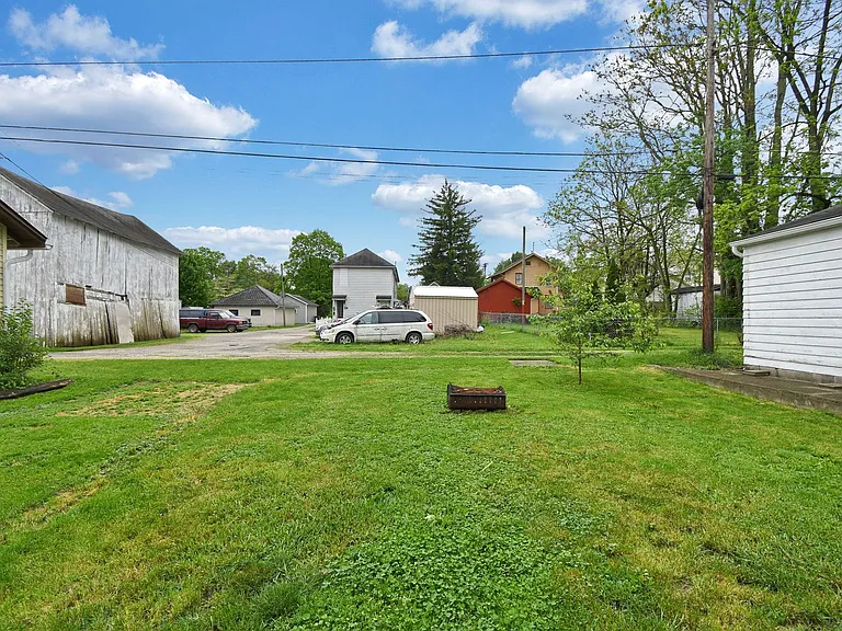 5 Cottage St — Photo 31