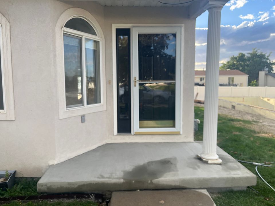 1st image of 263 N Home Towne Ct