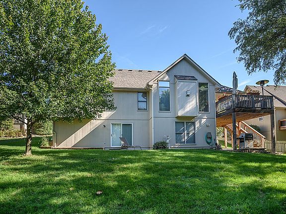 5th image of 8126 N Harden Dr