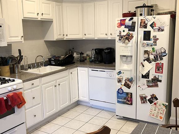 landlord_unit_photo_65372499_15
