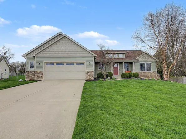 7768 Berrybrook Ct SE, Byron Center, MI 49315