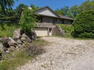 7080 Kettle View Dr, West Bend, WI 53090